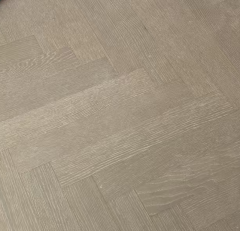 多层实木-七彩橡木- 人字拼 YX-011 600*92*15mm