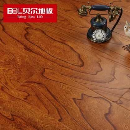 贝尔地板 强化复合木地板 12mm仿古榆木浮雕 十二星座系列 狮子座 SKY005(L)