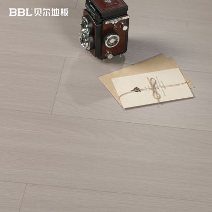贝尔地板 优+系列 耐磨面新三层实木复合地板 BZM-6006饰面新三层 13mm
