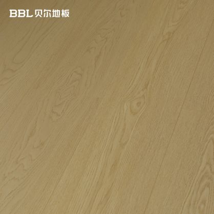 贝尔地板  强化复合地板 蓝鲸系列  抗水 抗菌   12mm  BW01